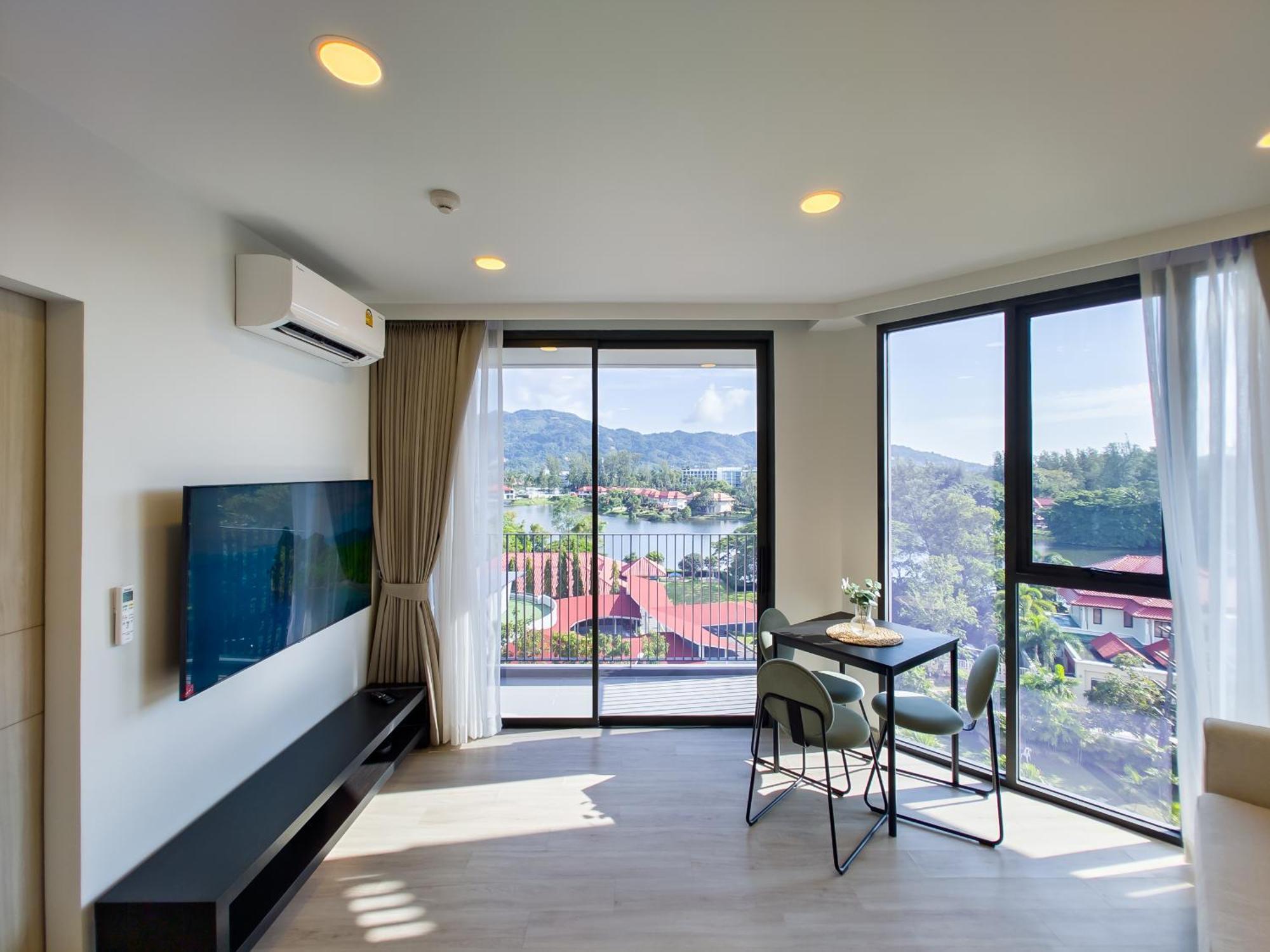 Skypark Laguna Apartments Bangtao Bang Tao Beach  Exterior photo