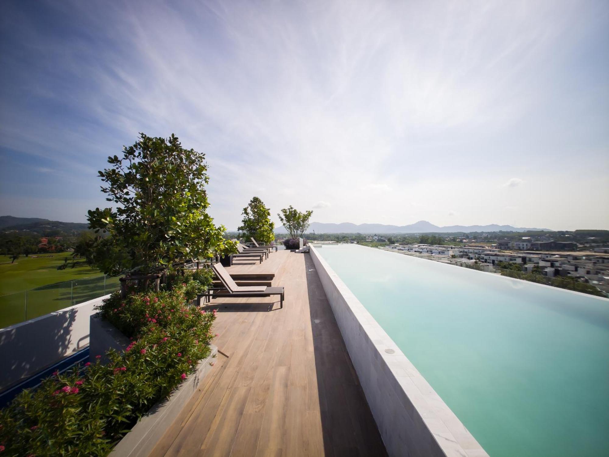 Skypark Laguna Apartments Bangtao Bang Tao Beach  Exterior photo