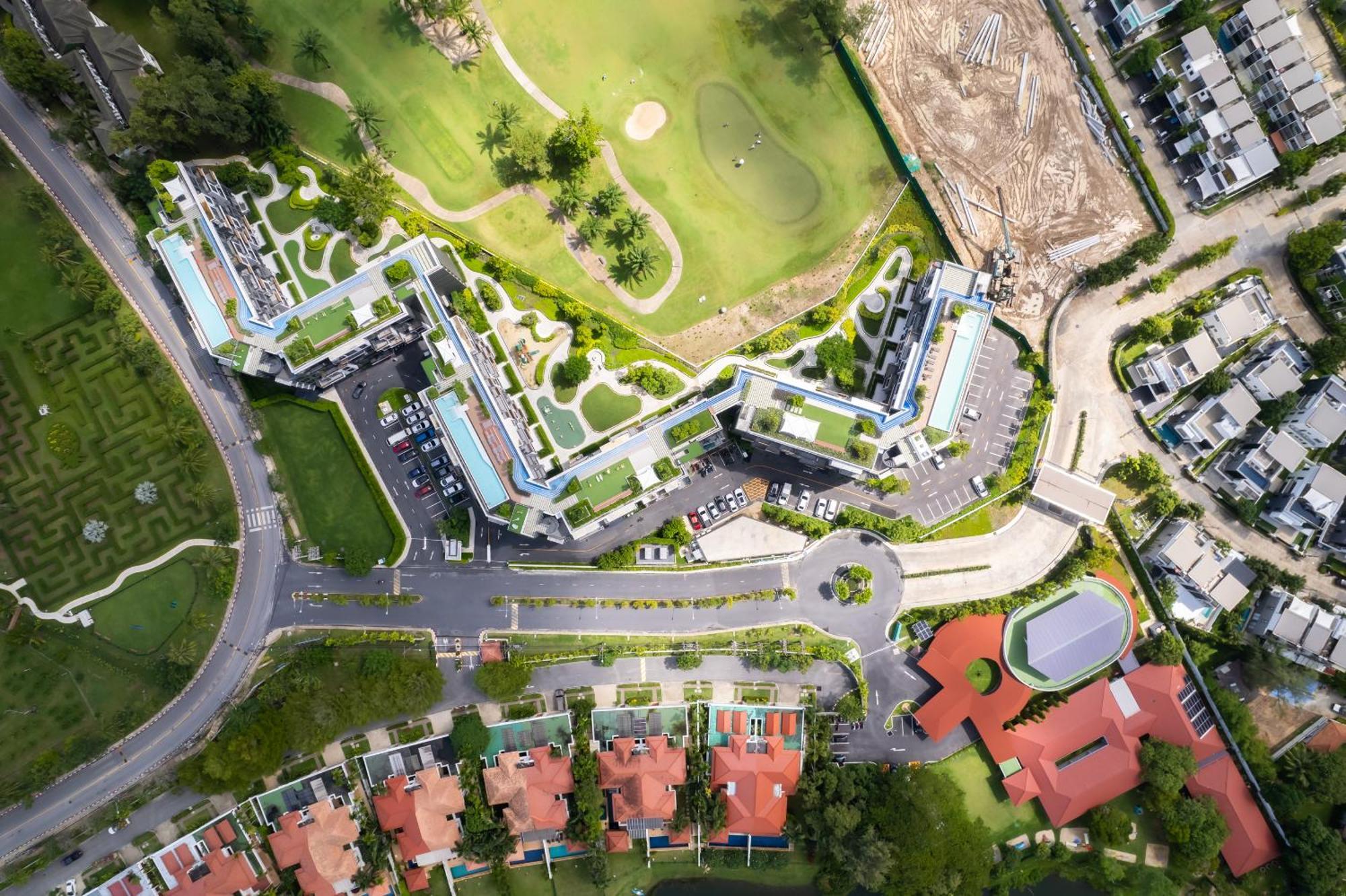 Skypark Laguna Apartments Bangtao Bang Tao Beach  Exterior photo